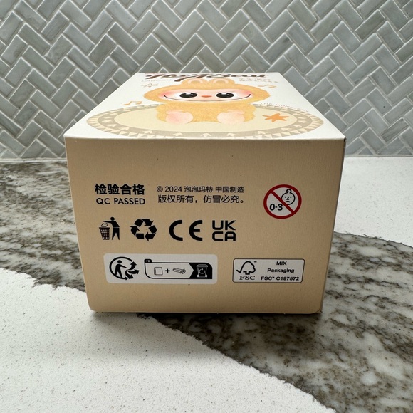 NEW BOX / SEALED POP MART - THE MONSTERS - Have a Seat - Labubu - Authentic Mint - Picture 6 of 6